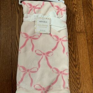Pink Bow Patterned Baby Blanket
